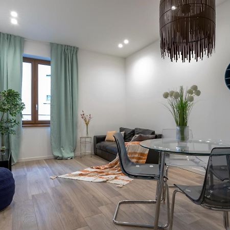 La Casa Di Nina - Meda Apartment Bagian luar foto